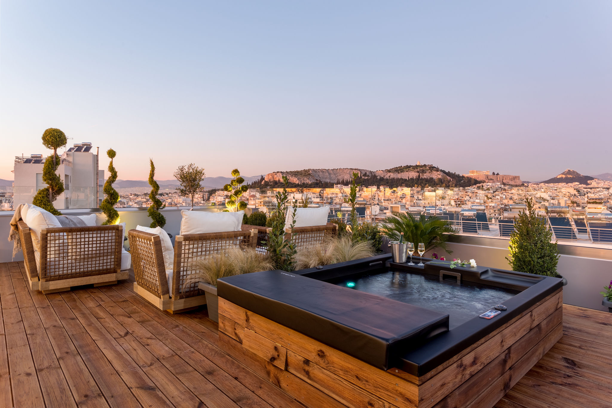 Supreme Luxury Suites by Athens Stay Athens, Athens Гърция